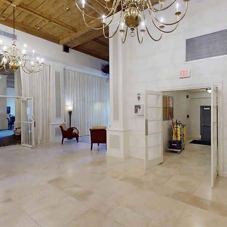 Palm Beach Hotel & Sunrise Cottage Екстериор снимка