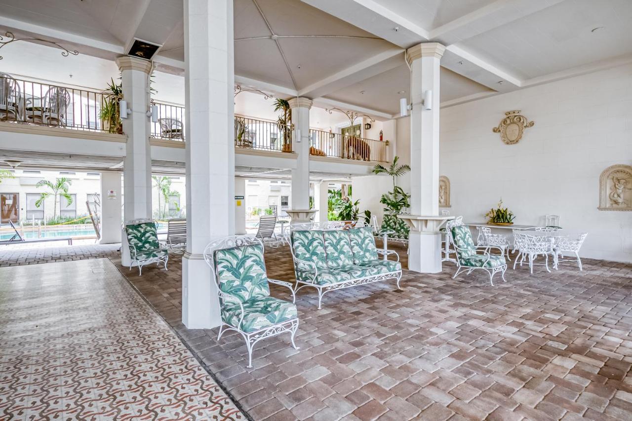 Palm Beach Hotel & Sunrise Cottage Екстериор снимка