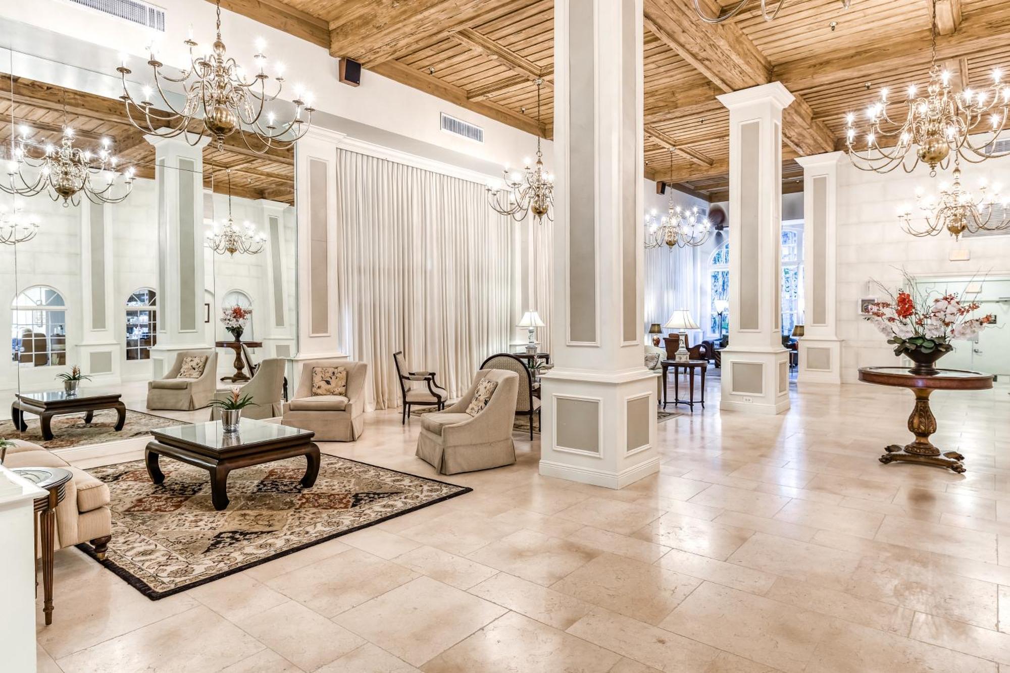 Palm Beach Hotel & Sunrise Cottage Стая снимка