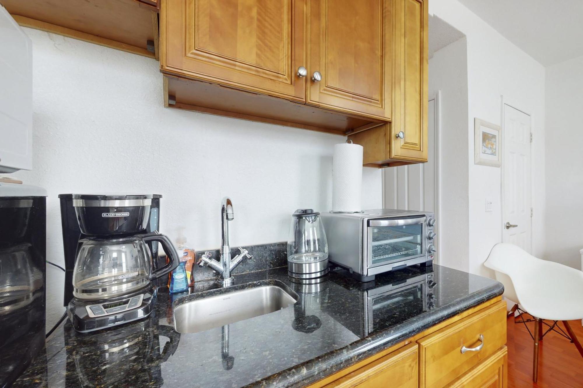 Palm Beach Hotel & Sunrise Cottage Екстериор снимка
